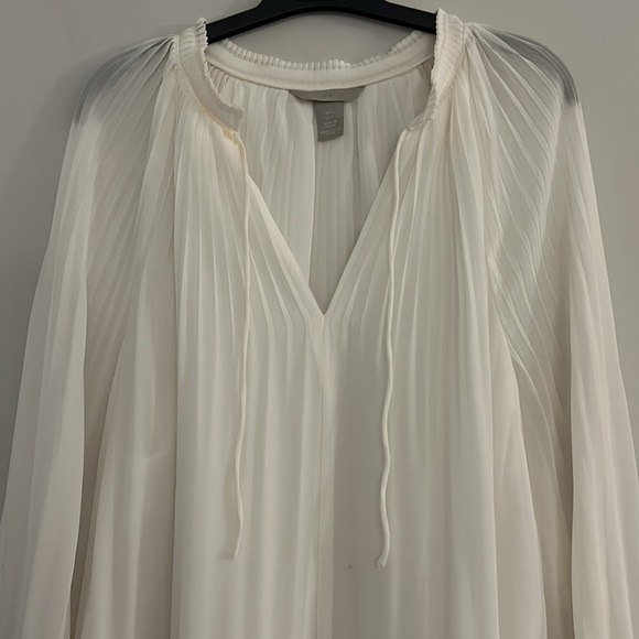 H&M women’s pleated long sleeves whit/ cream blouse - Picture 5 of 14